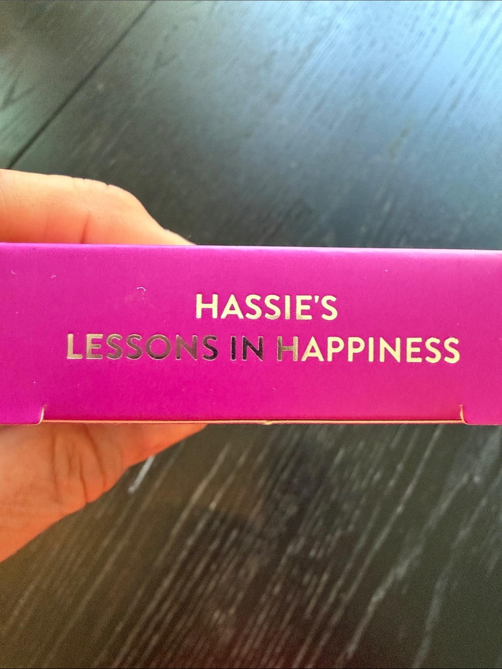 Red Aspen Press-On Nail Dashes – Hassie’s Lessons in Happiness. - Picture 2 of 2